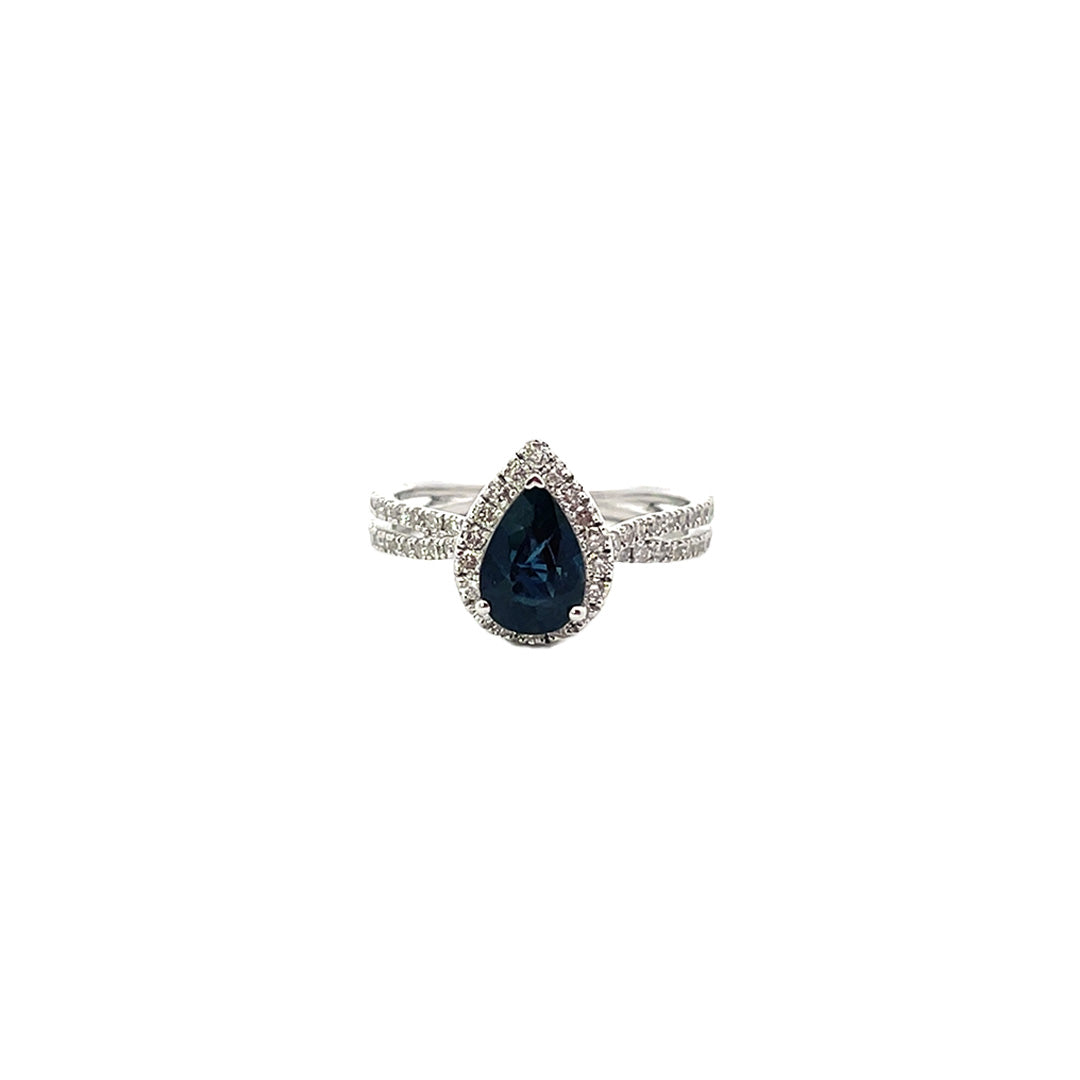 Anillo con zafiro y diamantes