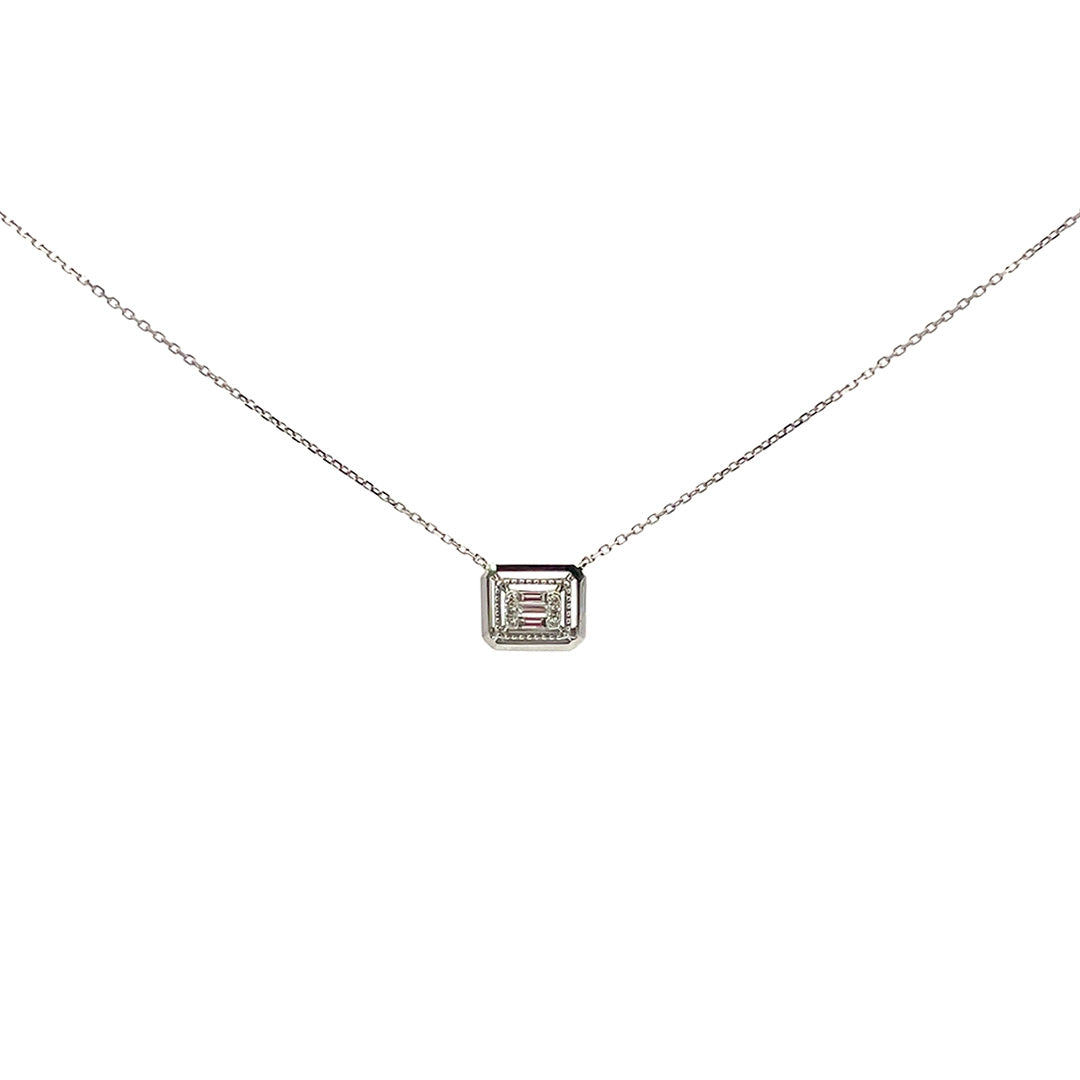 Collar con cuadro de diamantes