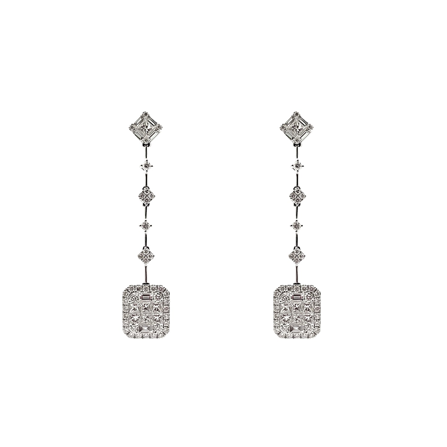 Aretes colgantes con diamantes