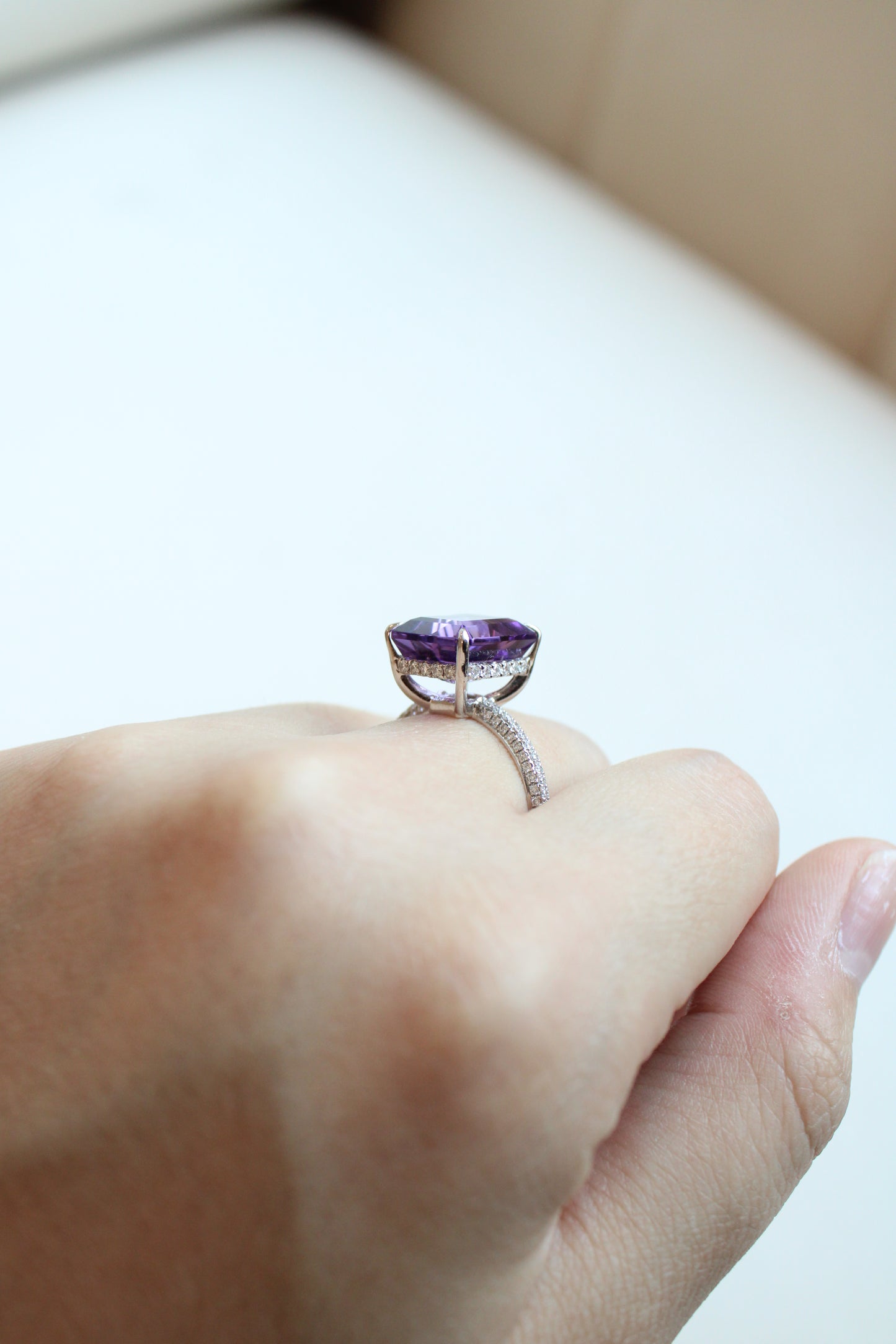 Anillo de amatista