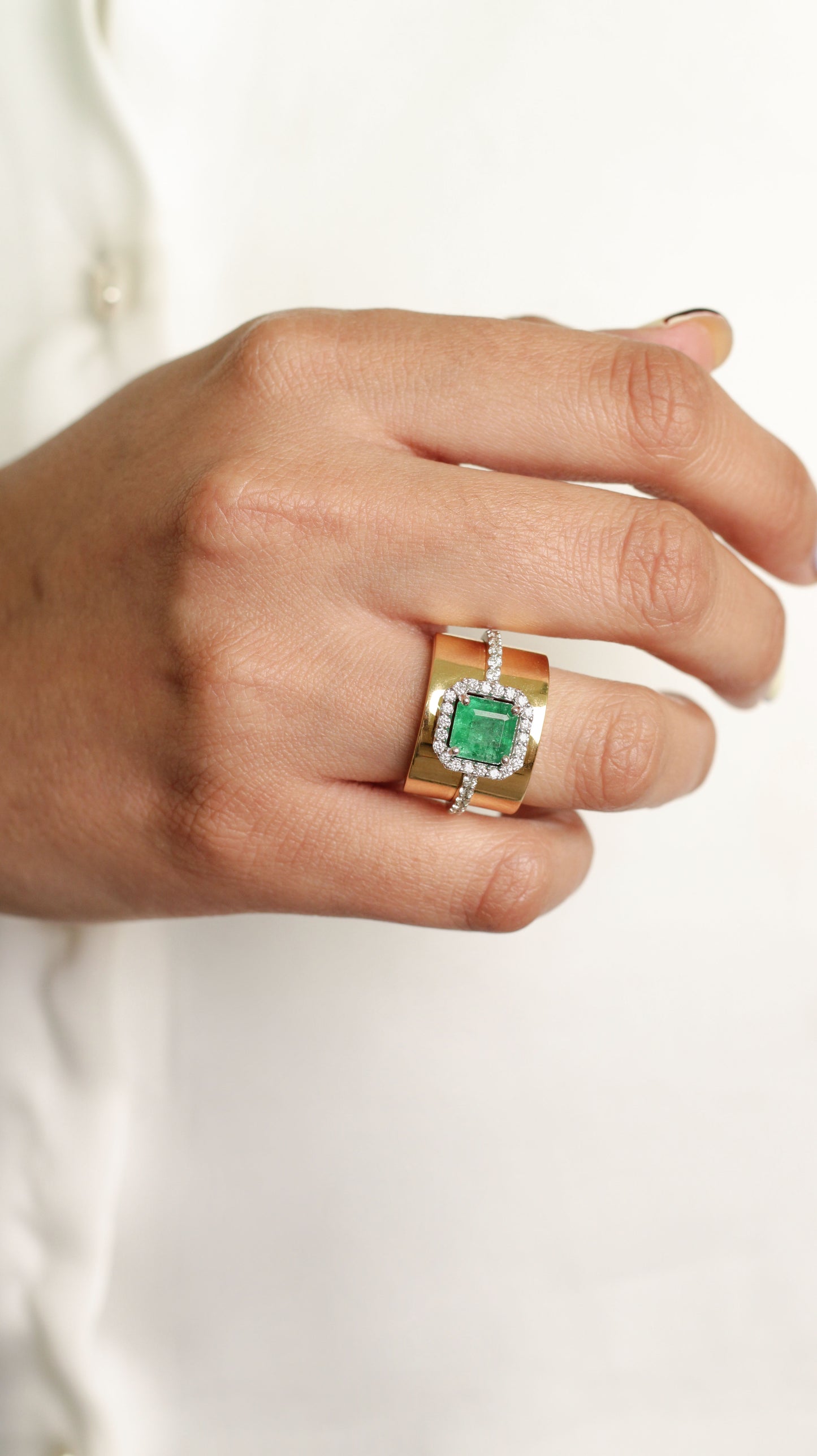 Anillo Calista