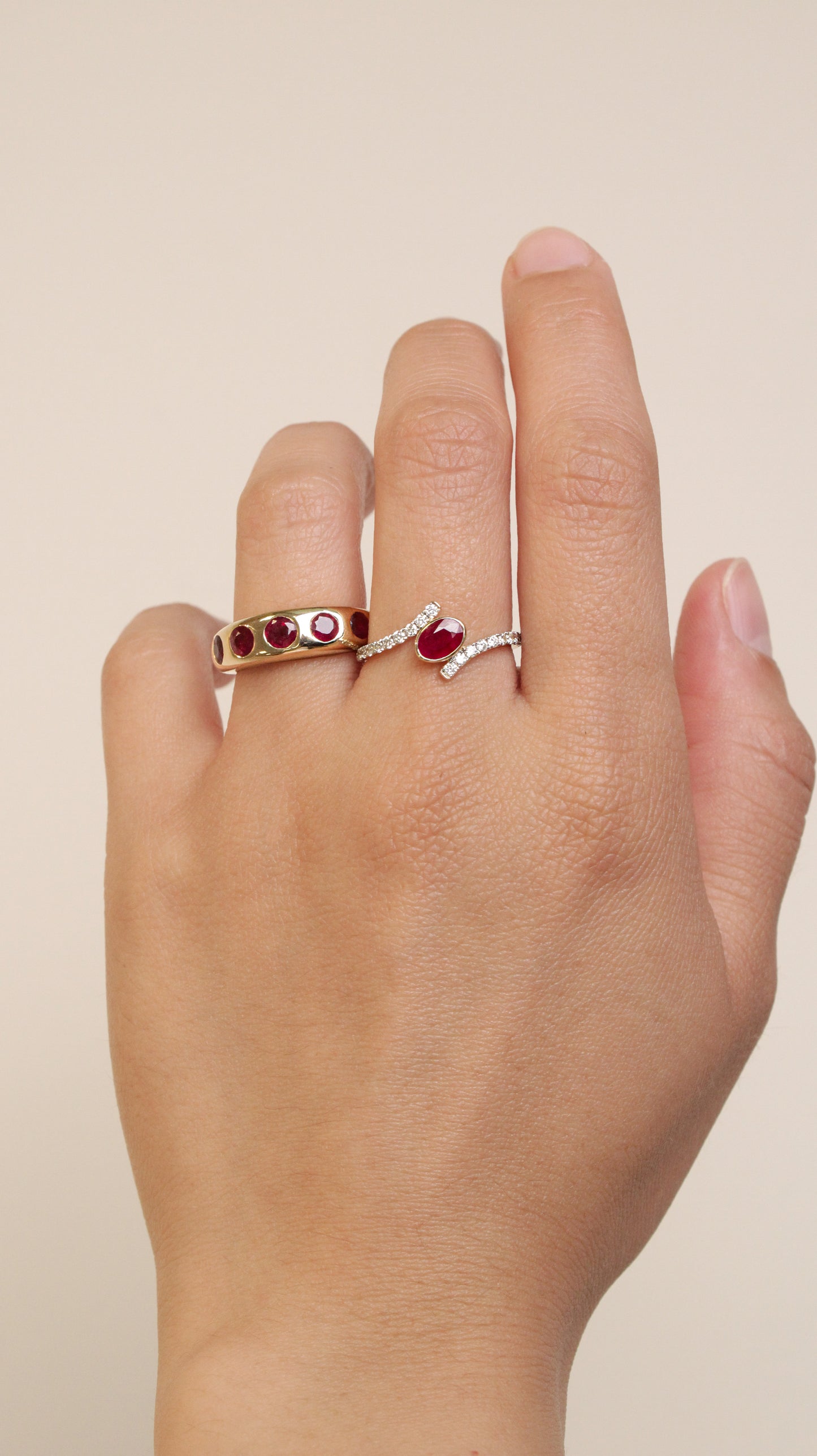 Anillo Granet Dot