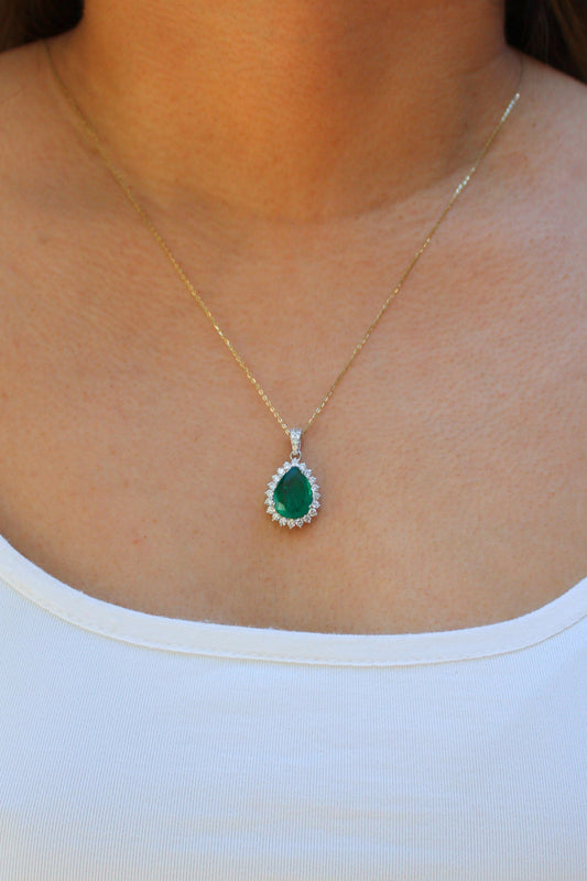 Dije Lágrima de Isis