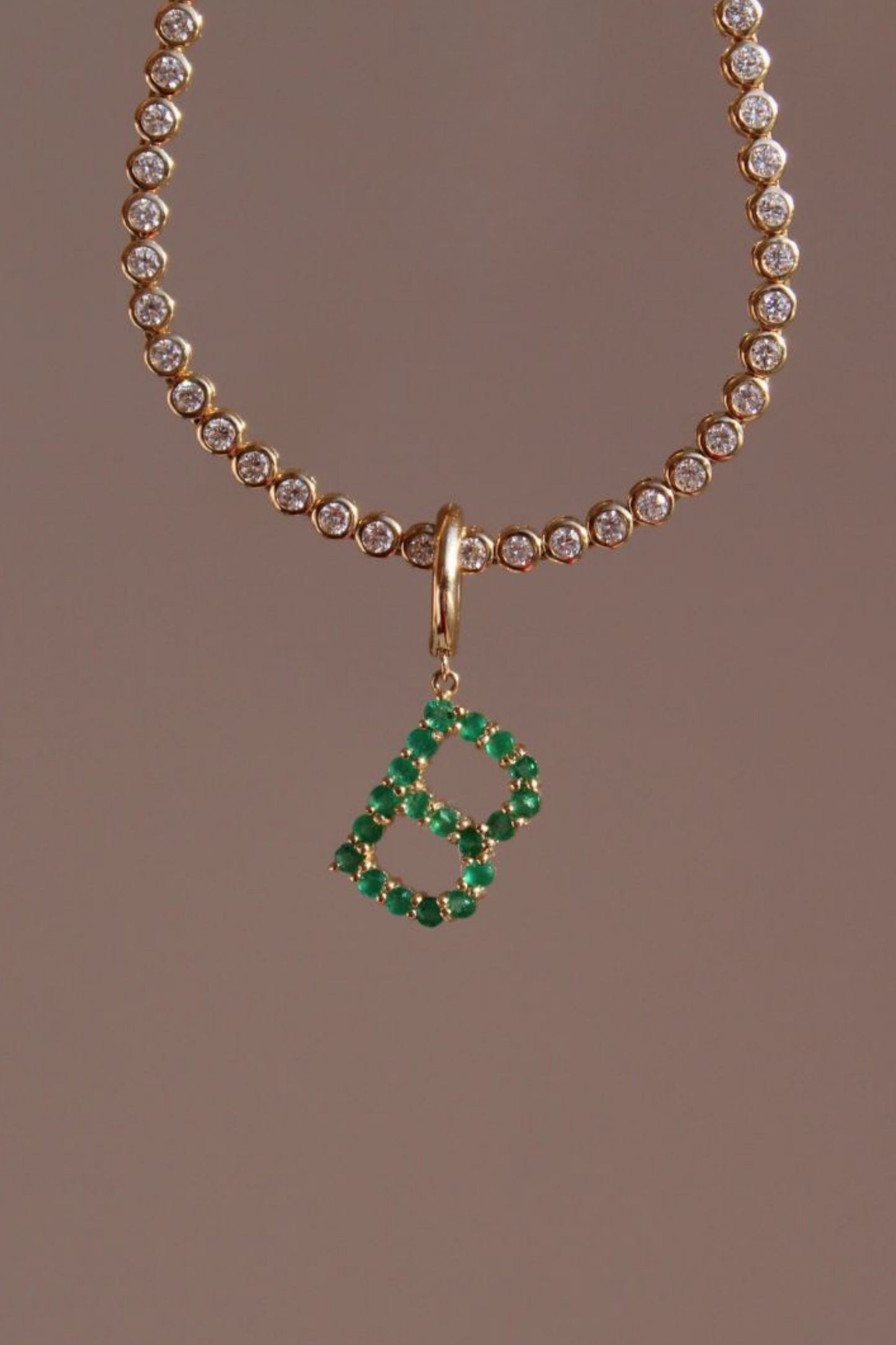 Dijes Gema Aura Letra