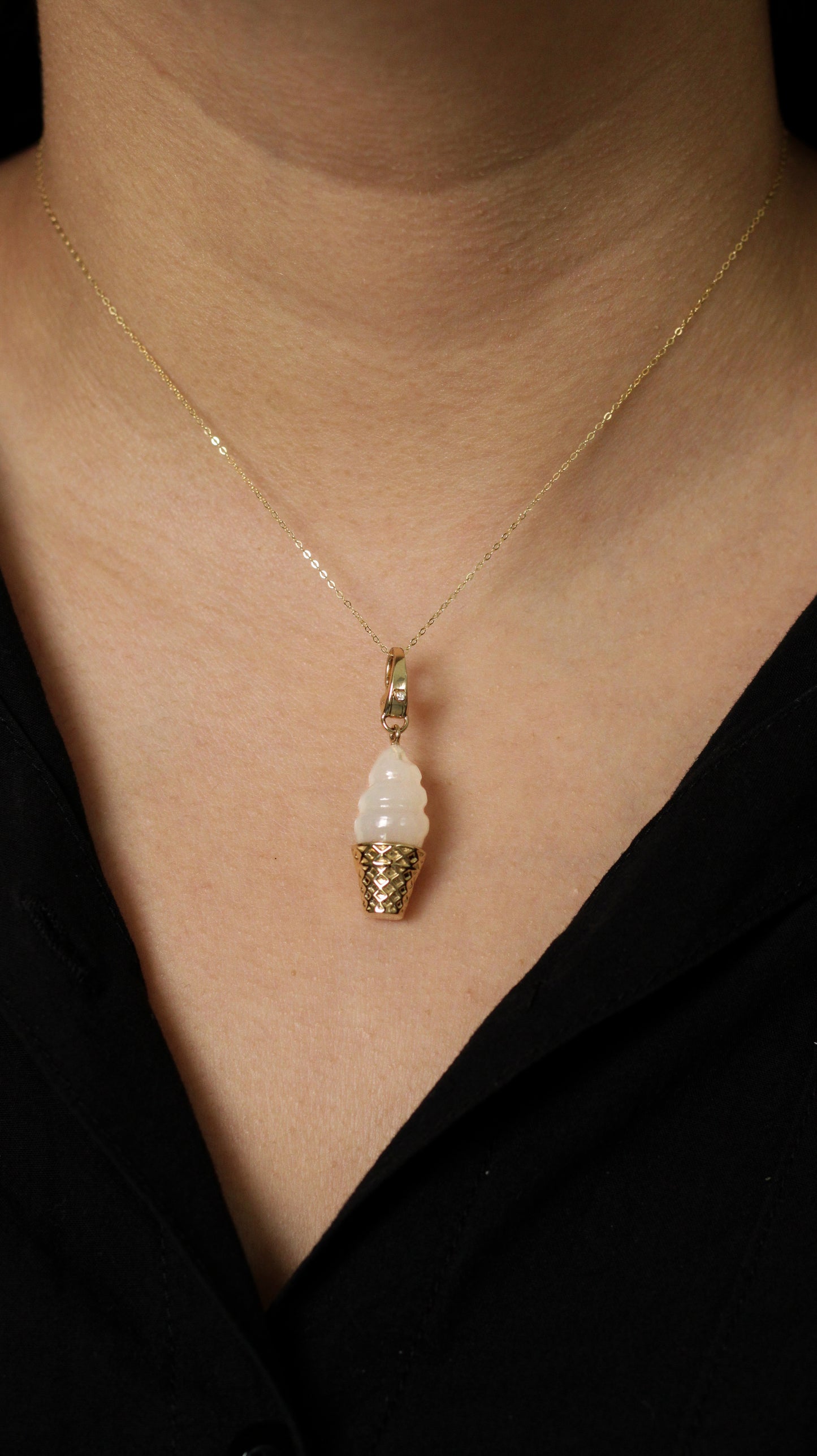 Dije Helado Moonstone