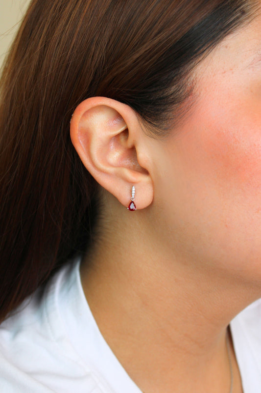 Aretes Brillo Carmesí