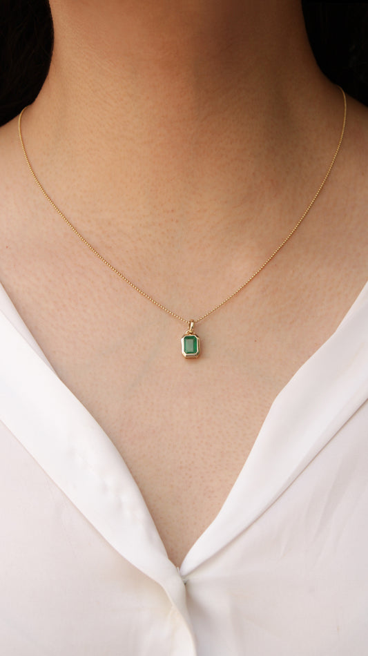 Dije Emerald Frame