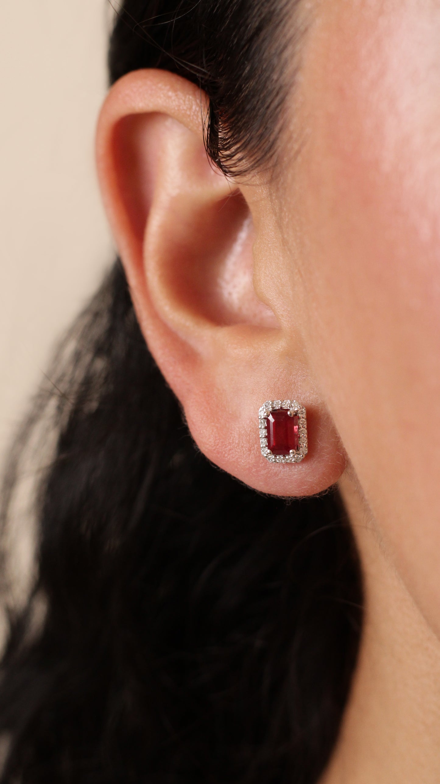 Aretes Regalia
