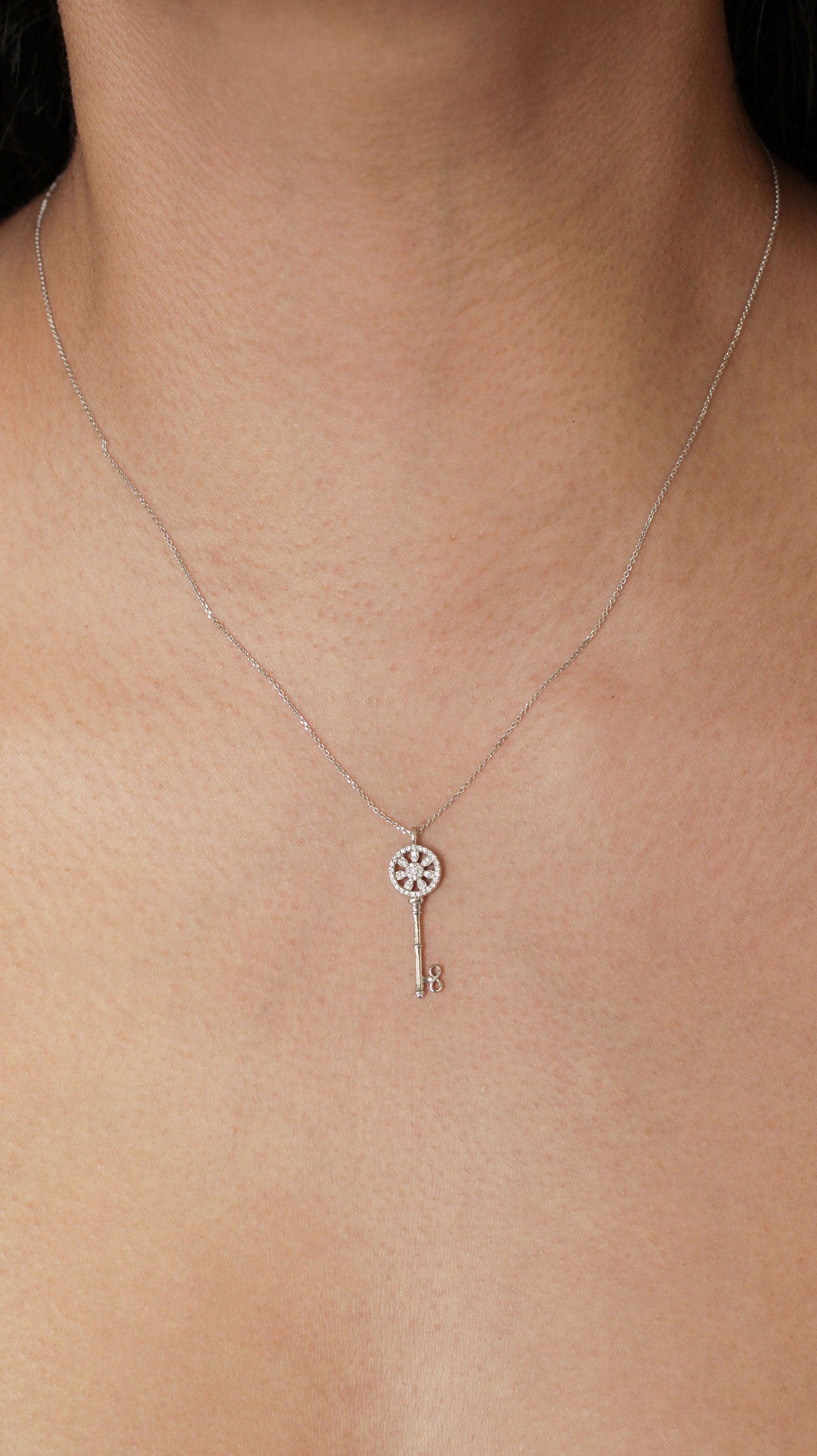 Collar Infinite Key