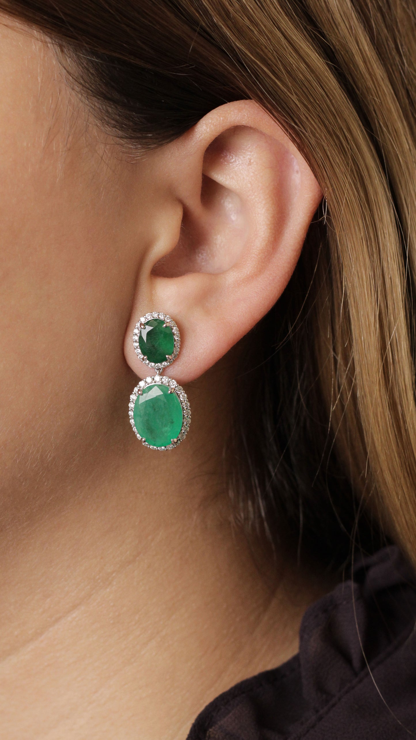 Aretes Uma