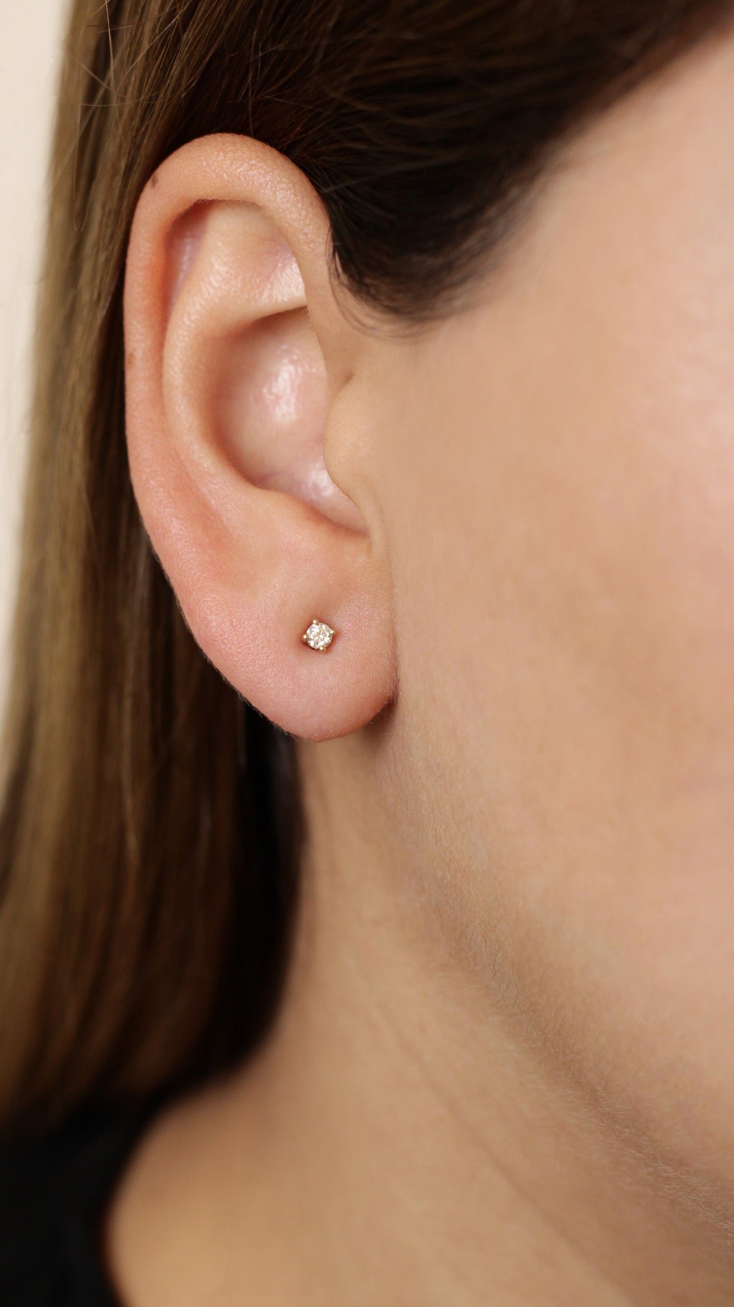 Aretes Orlienne Esmeralda Oro ama