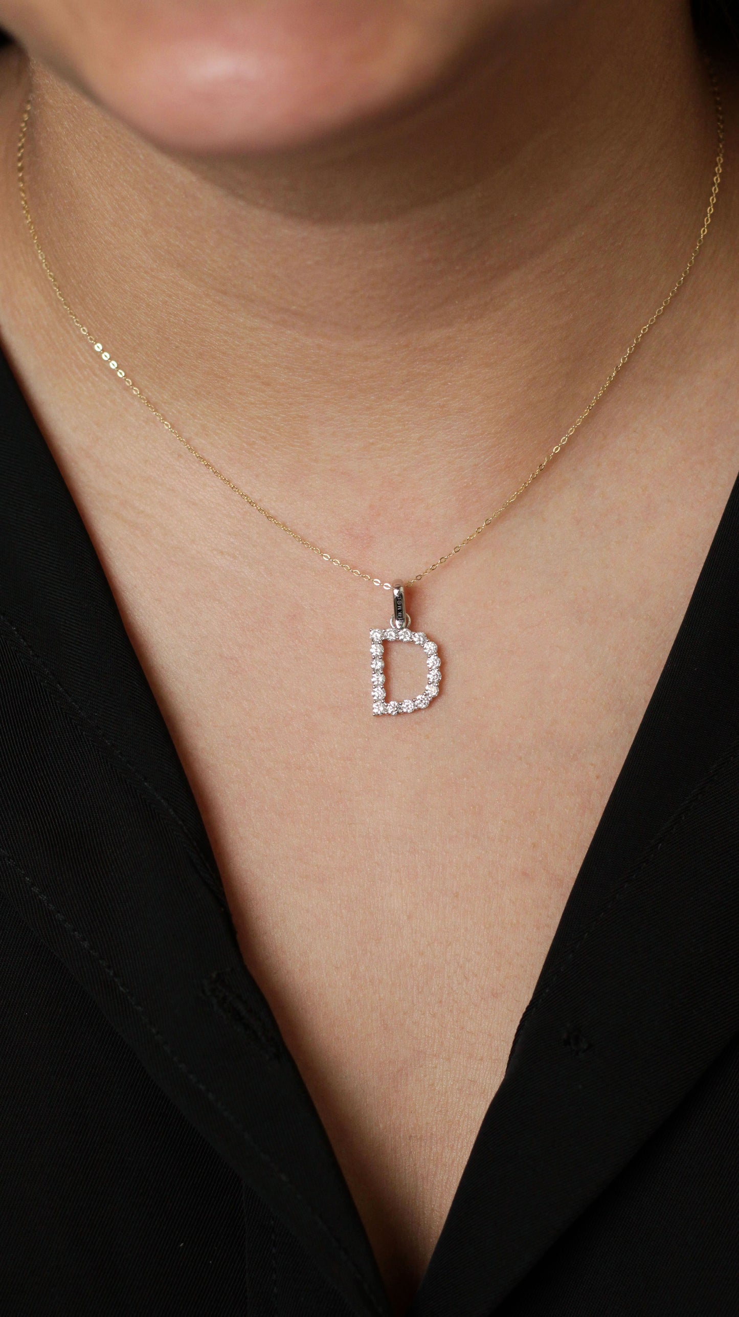 Dije Letra "D"